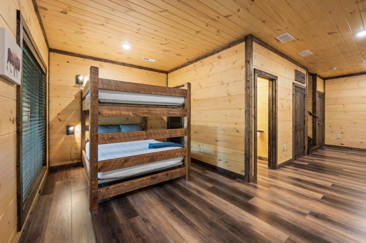 New Cozy Mountain Cabin Hot Tub Near Downtown 개틀린버그 외부 사진